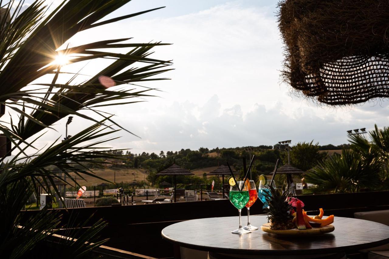 Agriturismo Agrileisuretime 斯波莱托 外观 照片