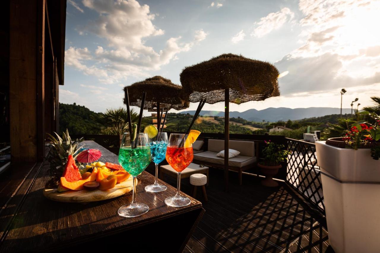 Agriturismo Agrileisuretime 斯波莱托 外观 照片